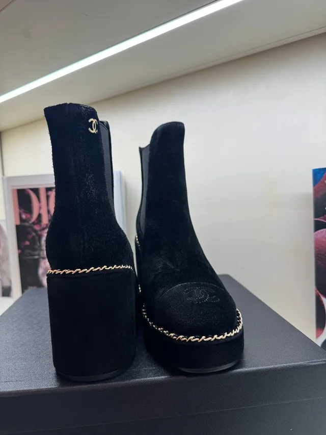 Ботинки Chanel