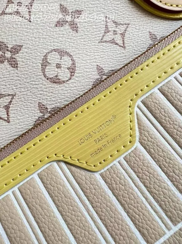Сумка Louis Vuitton
