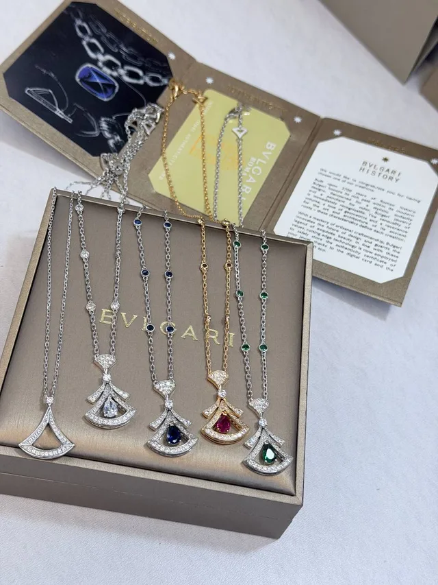 Ожерелье Bvlgari