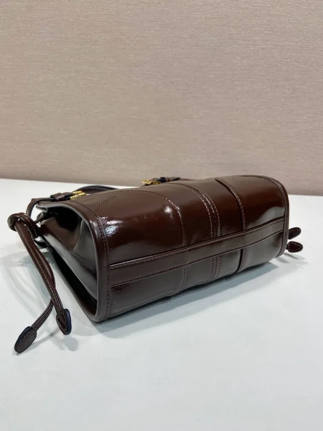 Сумка Prada
