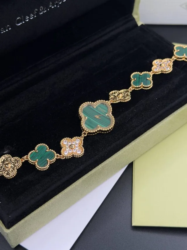 Часы Van Cleef Arpels