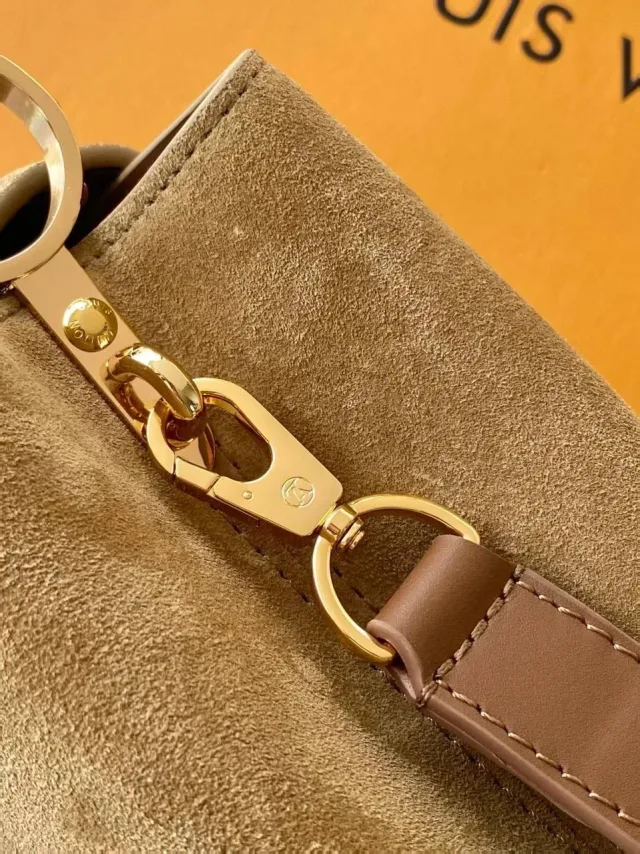 Сумка Louis Vuitton