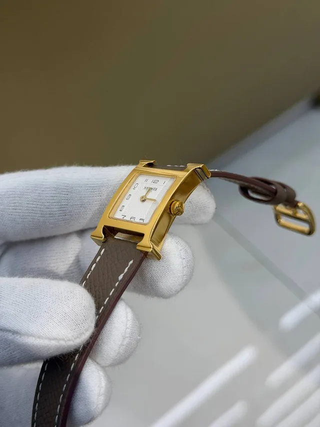 Часы HERMES