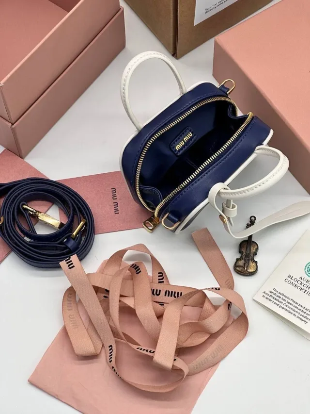 Mini Сумка MiU MiU