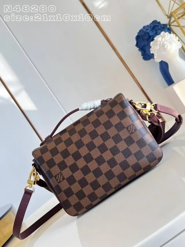 Сумка Louis Vuitton