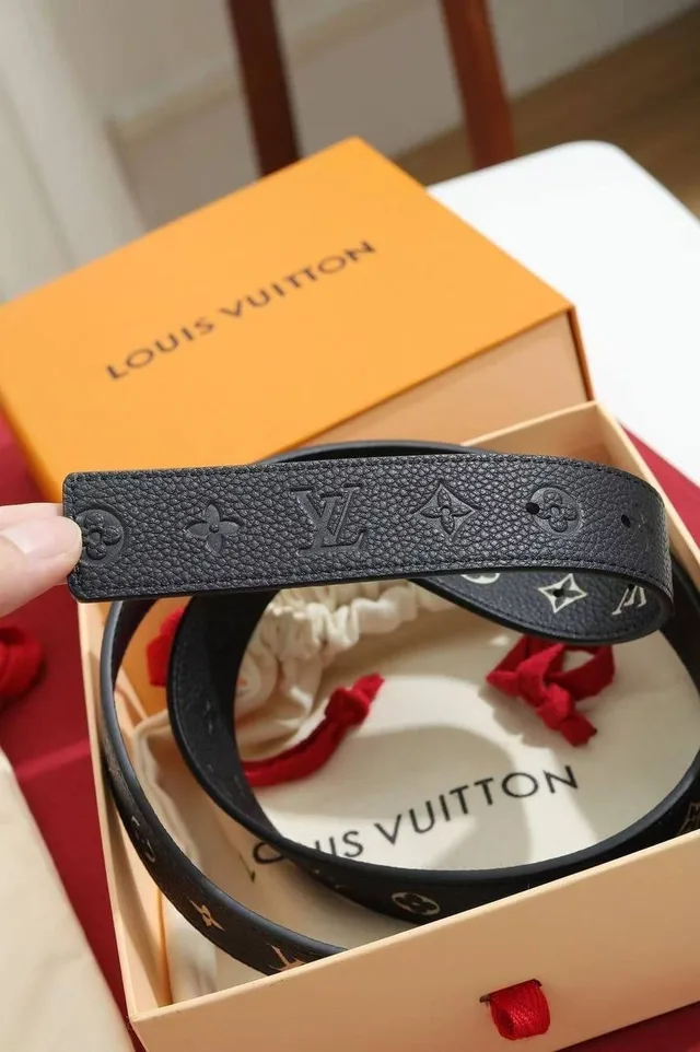 Ремень Louis Vuitton 2026