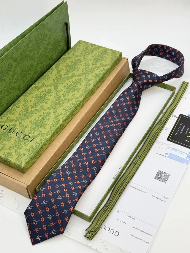 Галстук Gucci