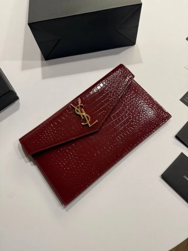 YSL - SAiNtLAURENT