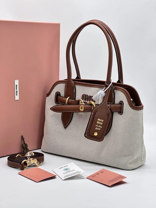 MiU MiU