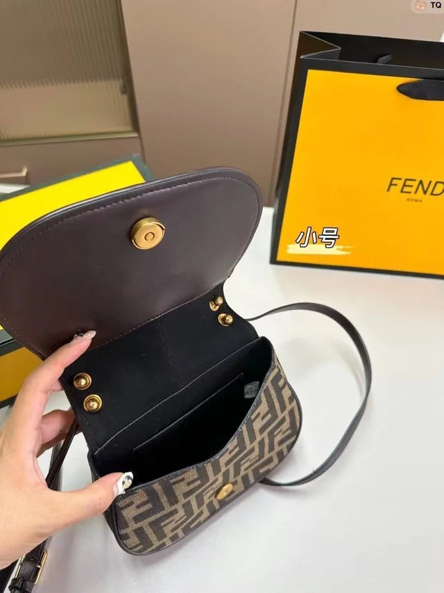 Сумка Fendi