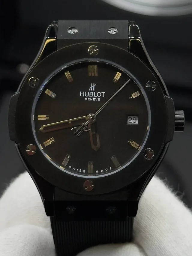 Часы Hublot