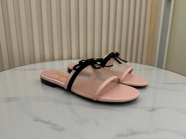 Шлепки Chanel