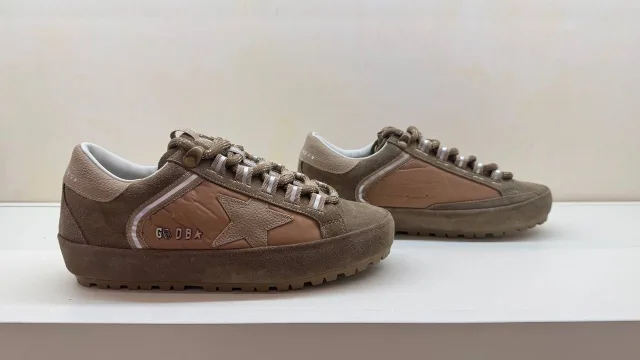 Кроссовки Golden Goose