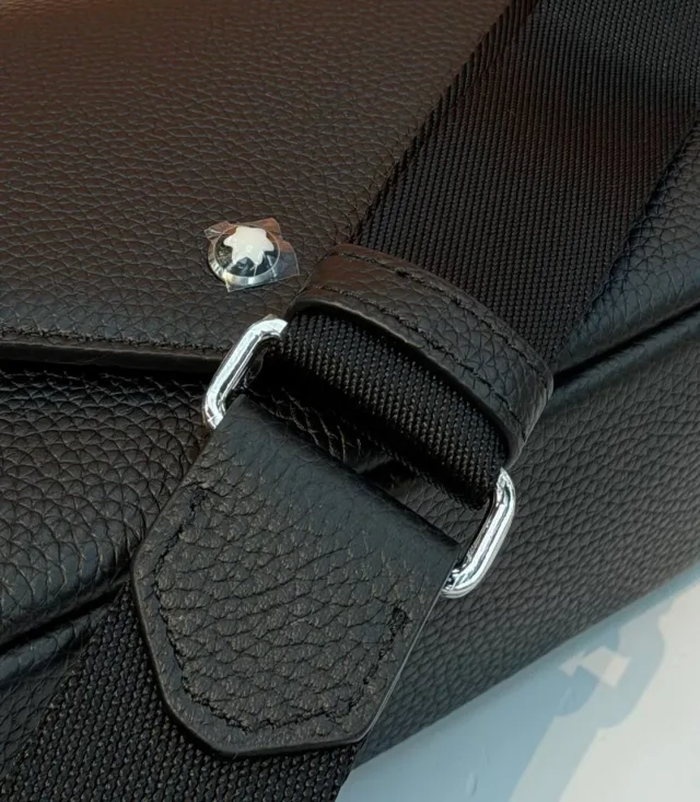 Маленькая сумка через плечо Montblanc Companion
