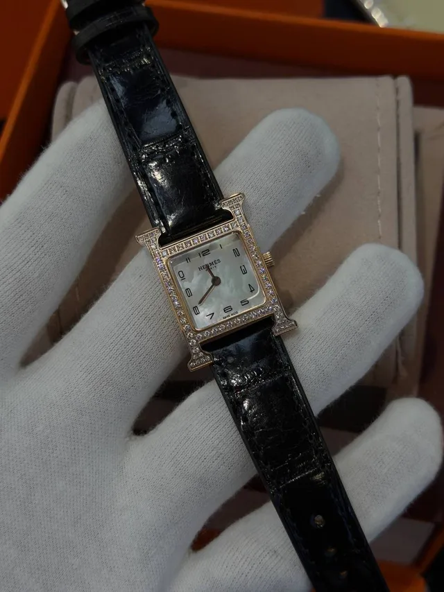 Часы HERMES