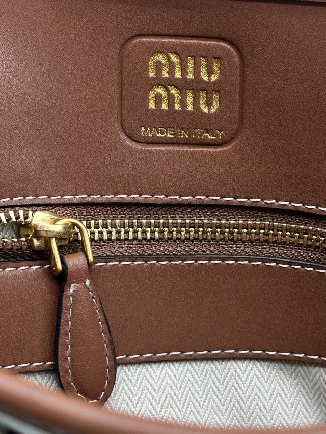 MiU MiU