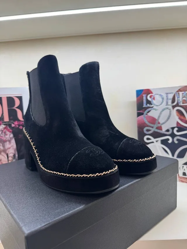 Ботинки Chanel