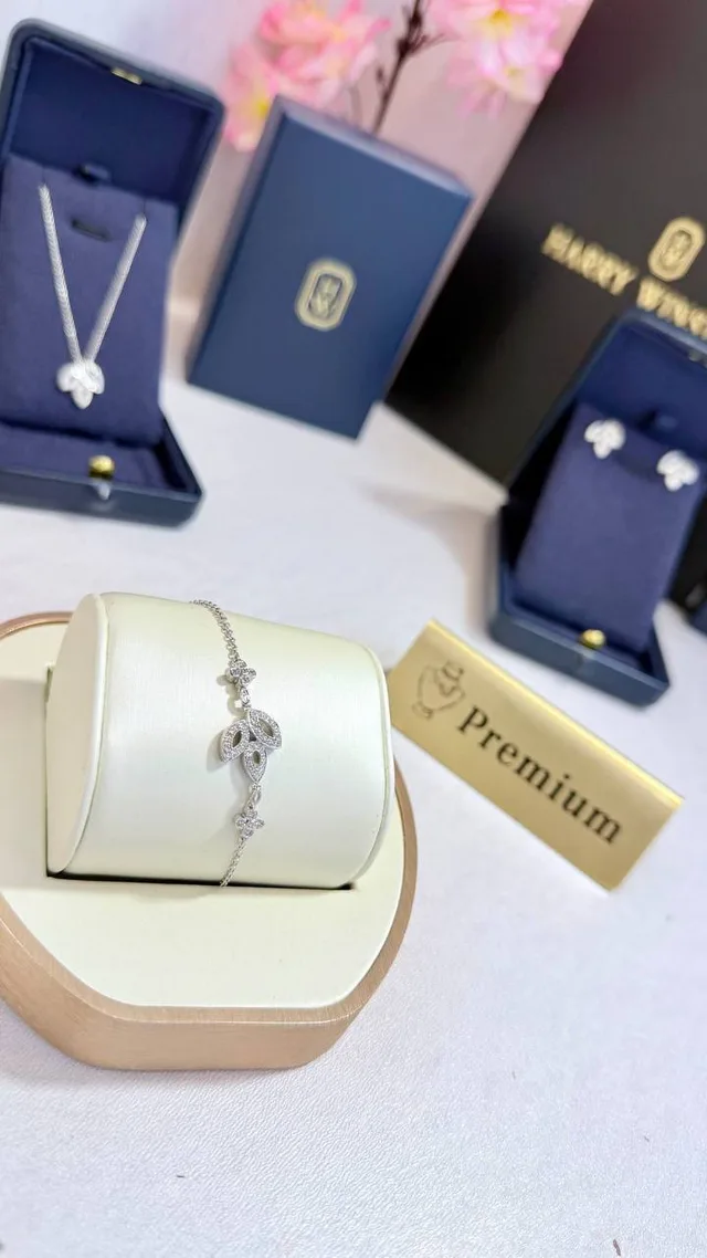 Подвеска Harry Winston