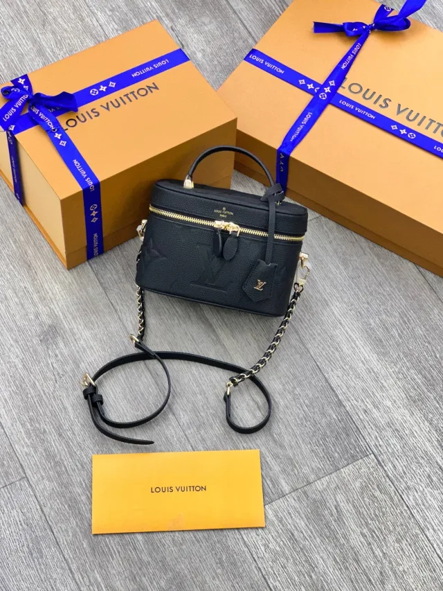 Косметичка Louis Vuitton