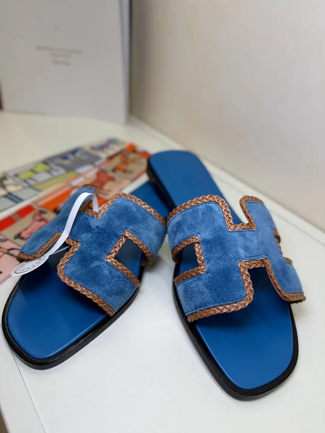 Шлепанцы Hermes