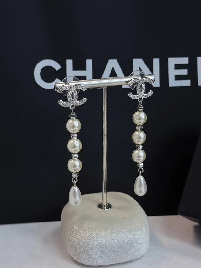 Серьги Chanel