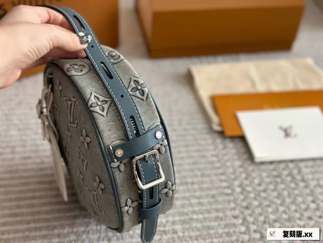 Сумка Louis Vuitton