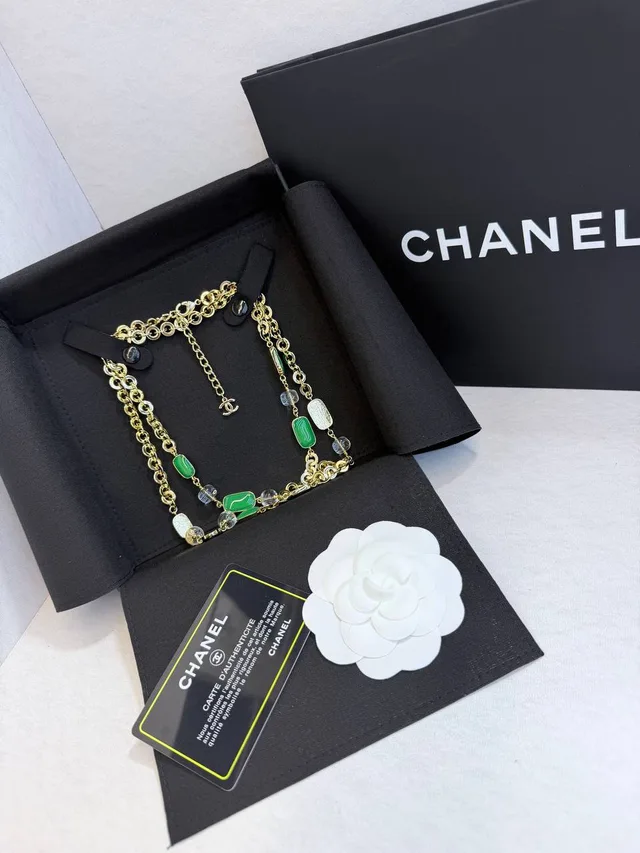 Колье Chanel