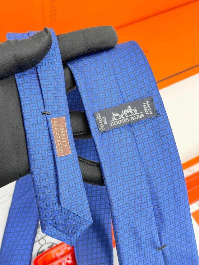 Галстук Hermes