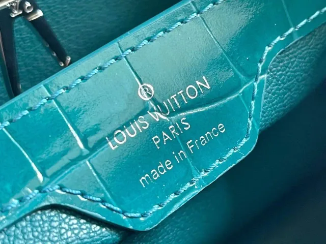 Louis Vuitton Capucines