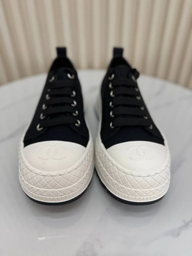 Кроссовки Chanel
