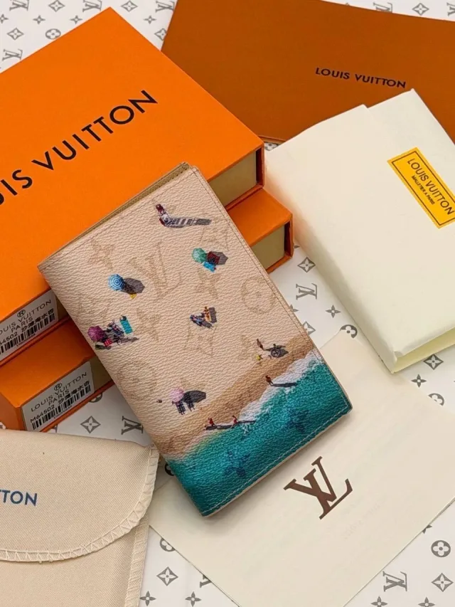 Обложка на паспорт Louis Vuitton
