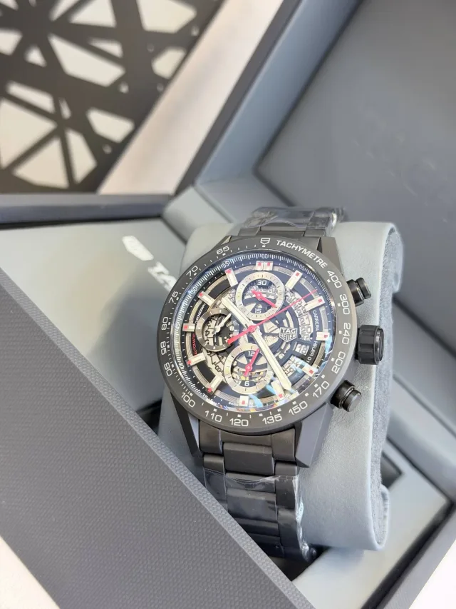 Мужские наручные часы TAG Heuer Carrera