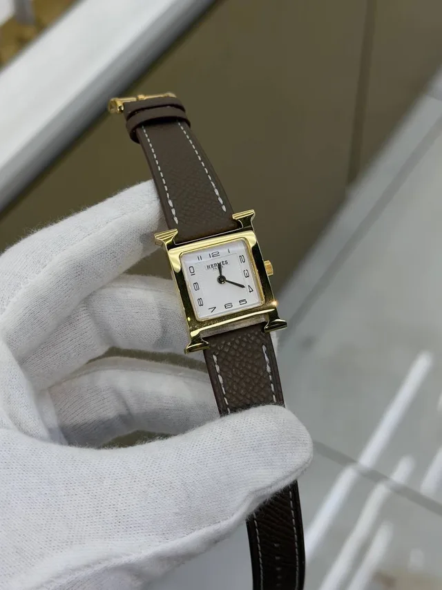 Часы HERMES
