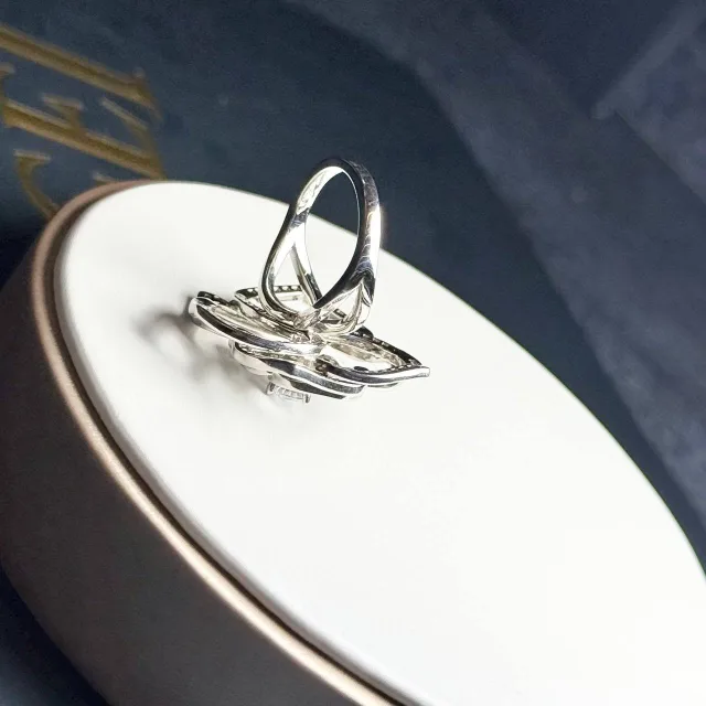 Подвеска Piaget