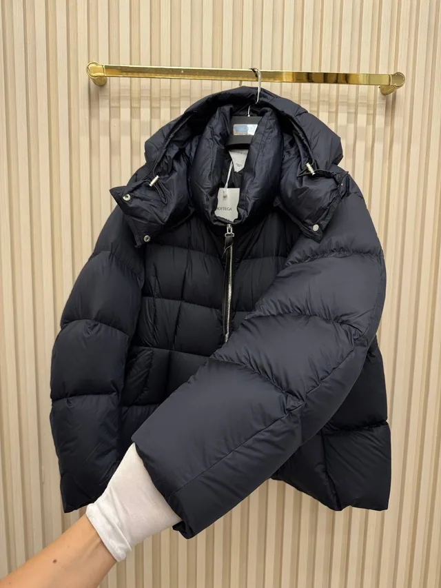 Пуховик Bottega Veneta