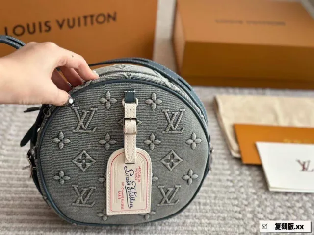 Сумка Louis Vuitton