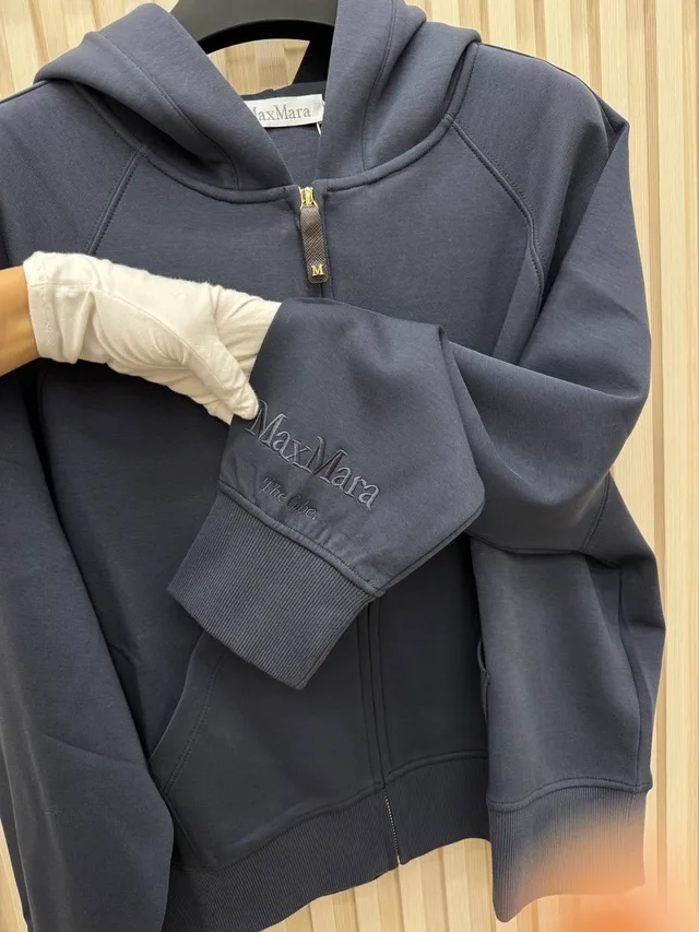 Костюм MaxMara