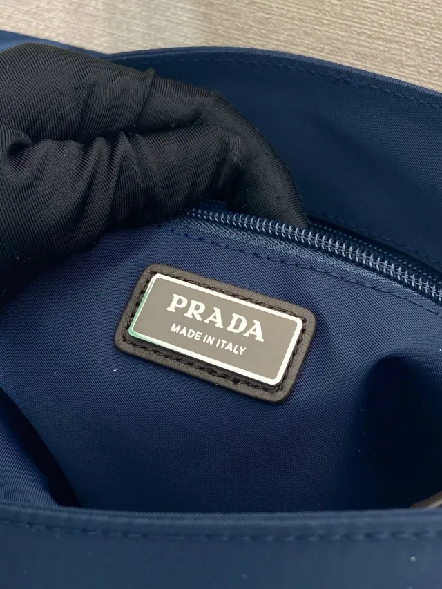 Сумка Prada