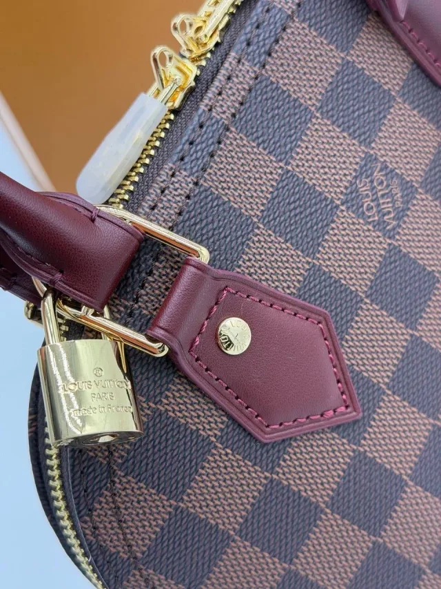 Сумка Louis Vuitton