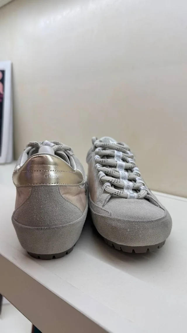 Кроссовки Golden Goose