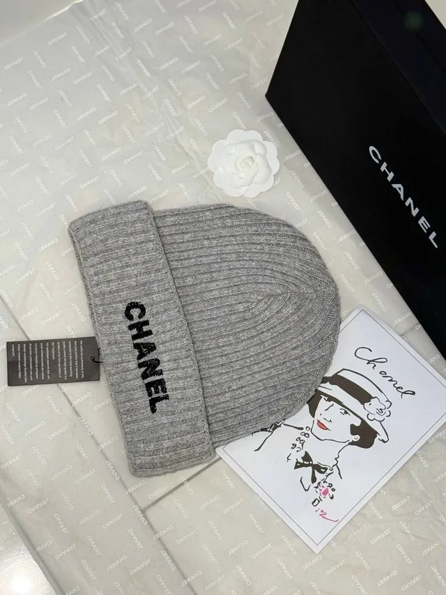 Зимняя Шапка Chanel