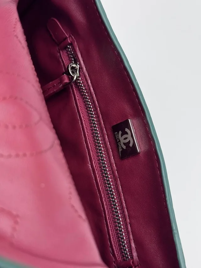 Сумка Chanel из крокодиловый кожи