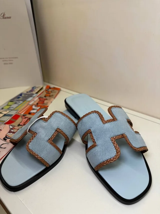 Шлепанцы Hermes