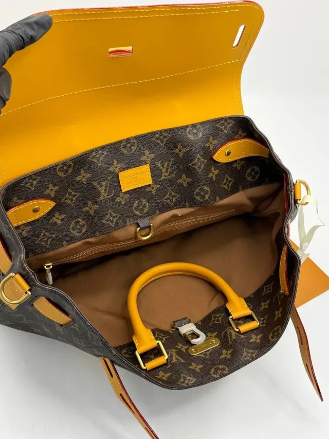Сумка Louis Vuitton