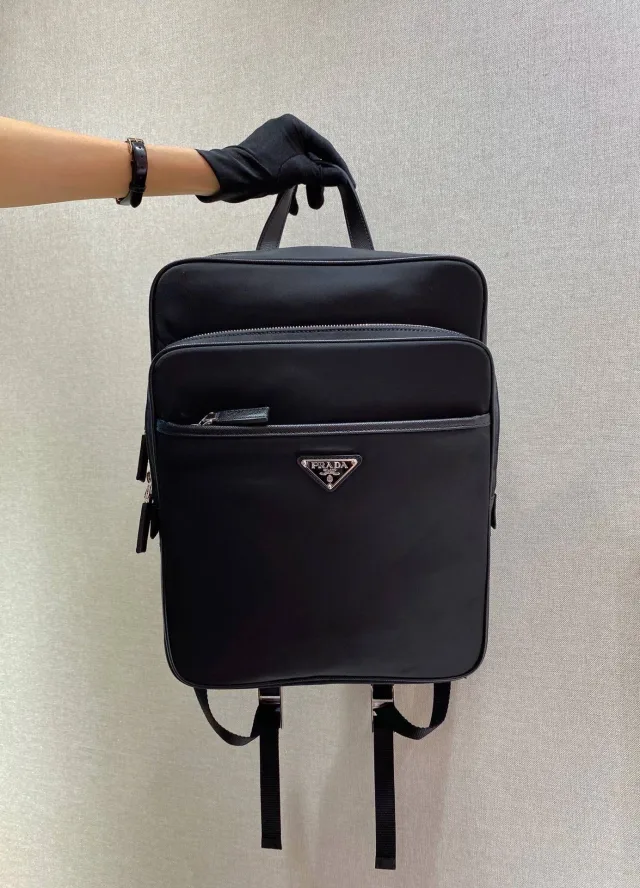 Рюкзак Prada