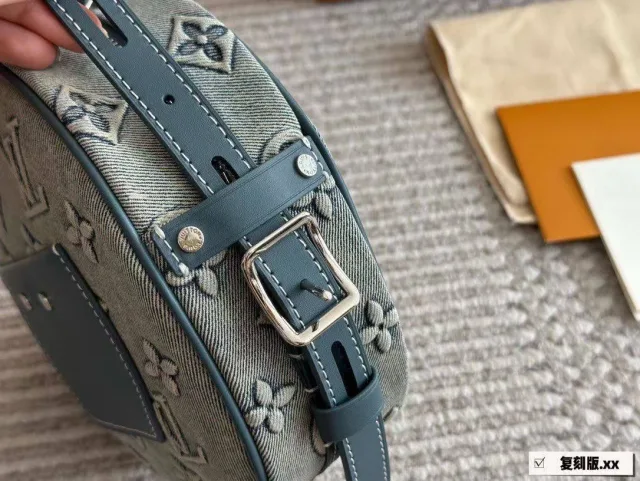 Сумка Louis Vuitton