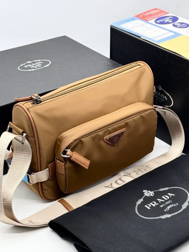 Сумка Prada