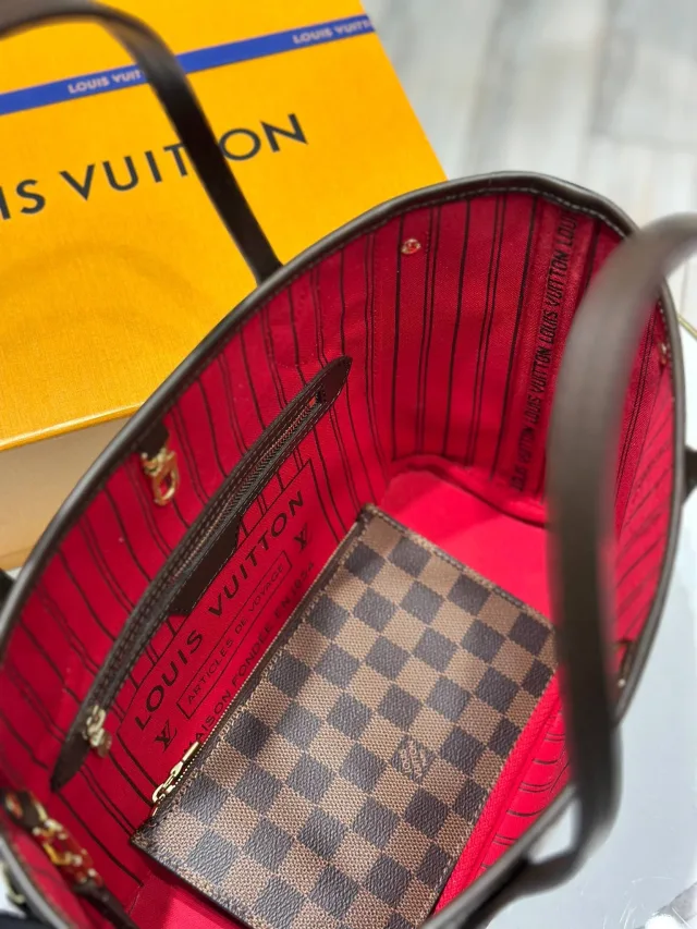 Сумка Louis Vuitton Neverfull PM