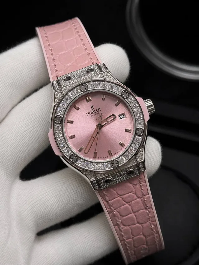 Часы HUBLOT