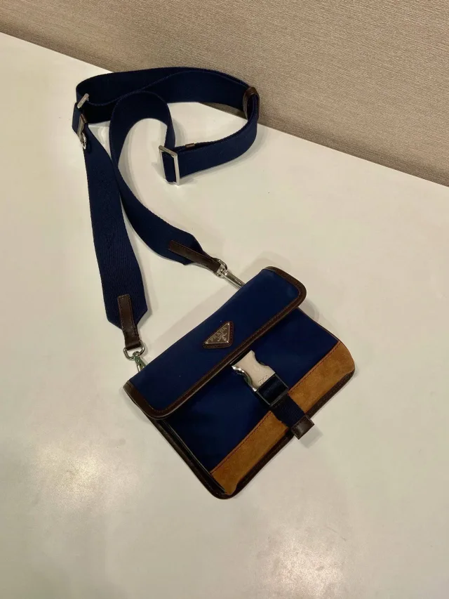 Сумка Prada